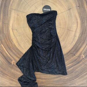 BABY BOO Hannah Mini Dress - Black
Sparkle